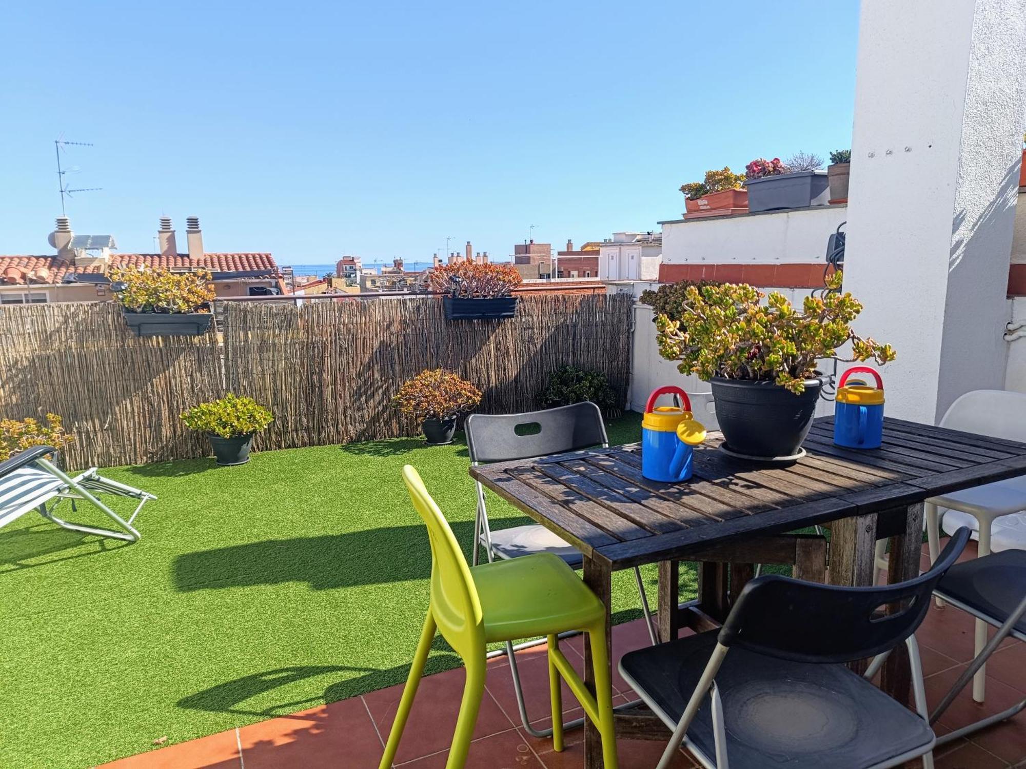 Precioso Duplex Con Terraza A 5 Minutos Playa Y 20 Minutos De Barcelona * Premia De Mar